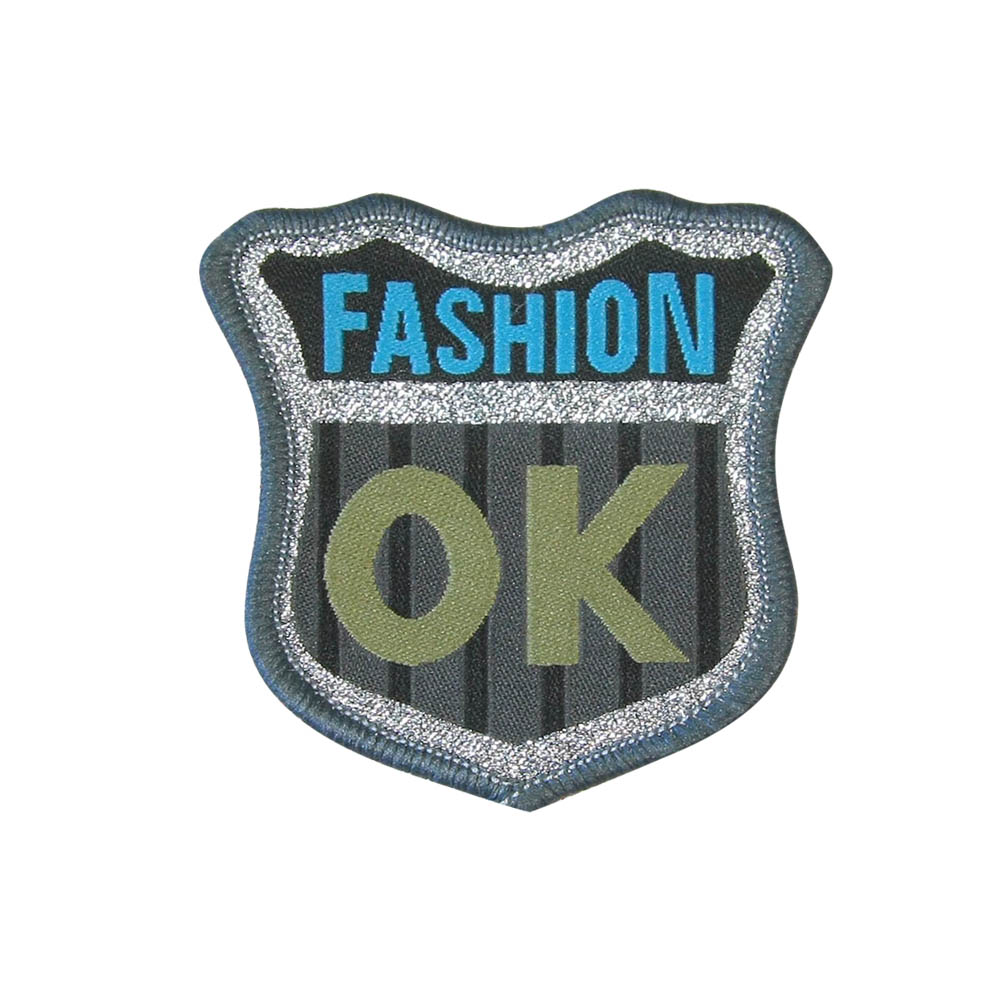 Нашивка тканевая A60 Fashion OK 5,5*6см черно-серая, сине-бежевый лого, шт. Аппликации, нашивки